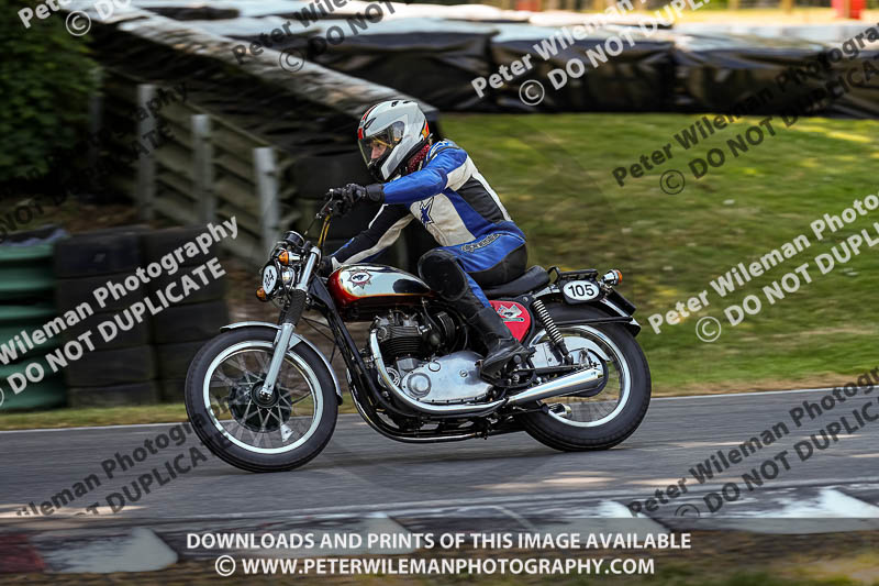 cadwell park;cadwell park photographs;cadwell trackday photographs;enduro digital images;event digital images;eventdigitalimages;peter wileman photography;racing digital images;trackday digital images;trackday photos